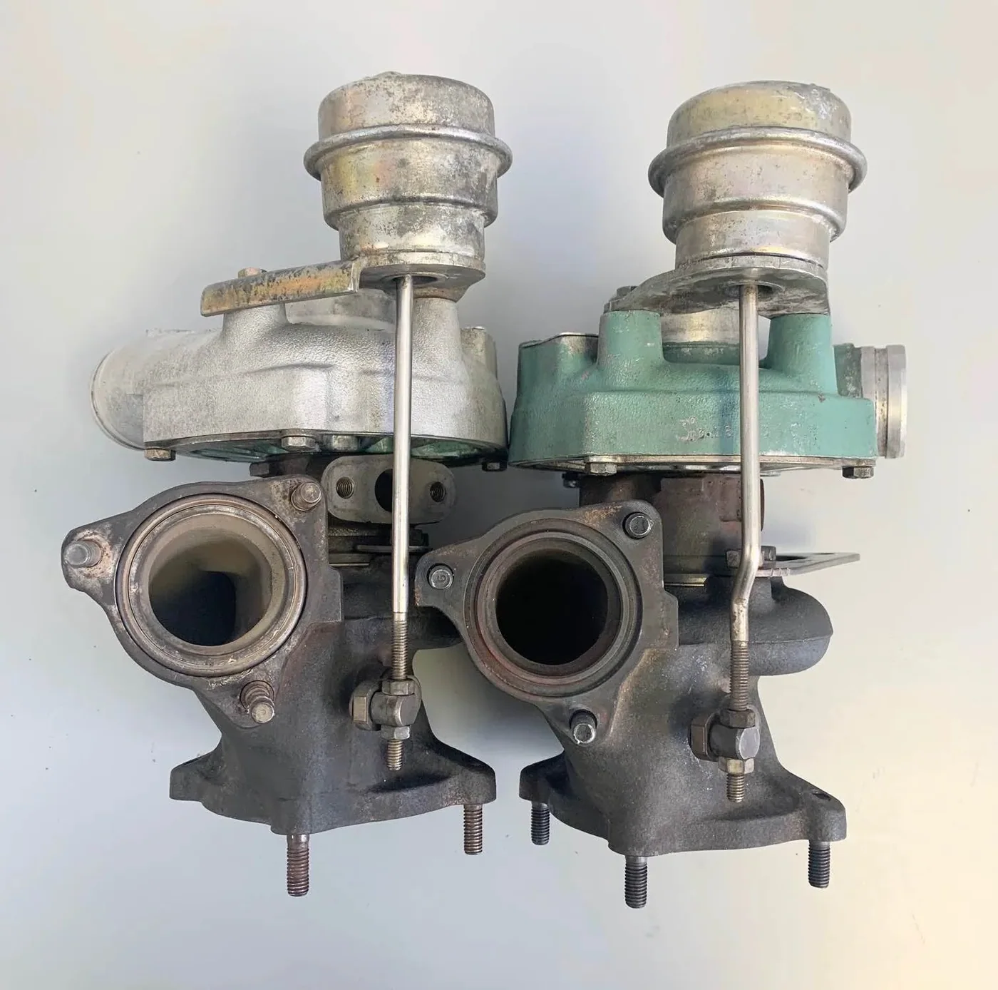 Legacy Porsche turbocharger pair documented for rebuild scope